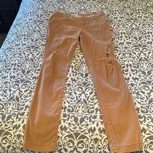 Distressed BKE khaki pants. Women’s size 26.